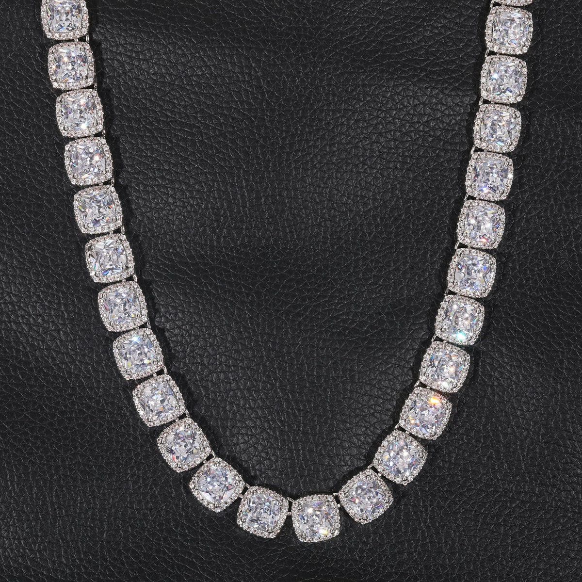 Nocta Vince Cushion-Cut Halo Tennis Chain