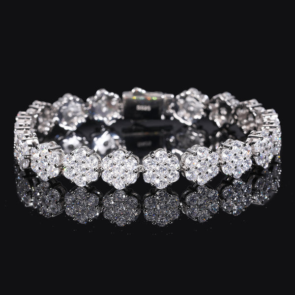 Nocta Vince Floral Cluster Bracelet