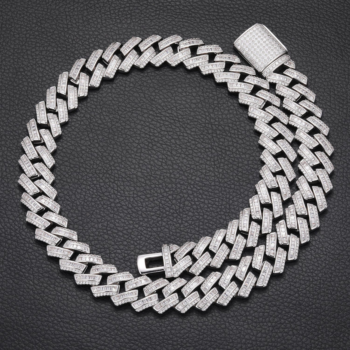 Nocta Vince Helix 16MM Baguette Cuban Chain