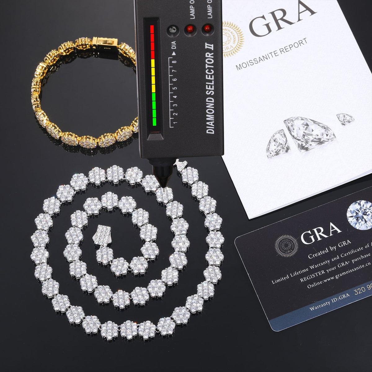 Nocta Vince Floral Cluster Chain